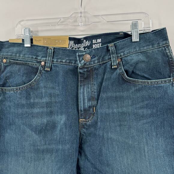 NWT MEN'S WRANGLER RETRO SLIM FIT BOOTCUT JEAN - Picture 3 of 8